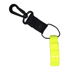 משרוקית בצבע צהוב עם אבזם ואבטוח