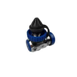 דרגה ראשונה Halcyon H-50D עם מכסה כחול במבט מלפנים