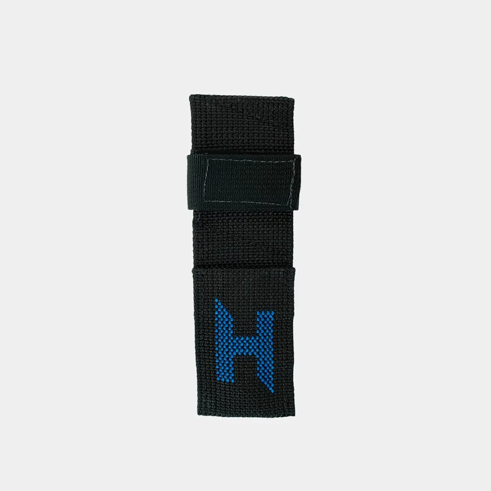 נדן ישר לסכין Halcyon על רקע אפור