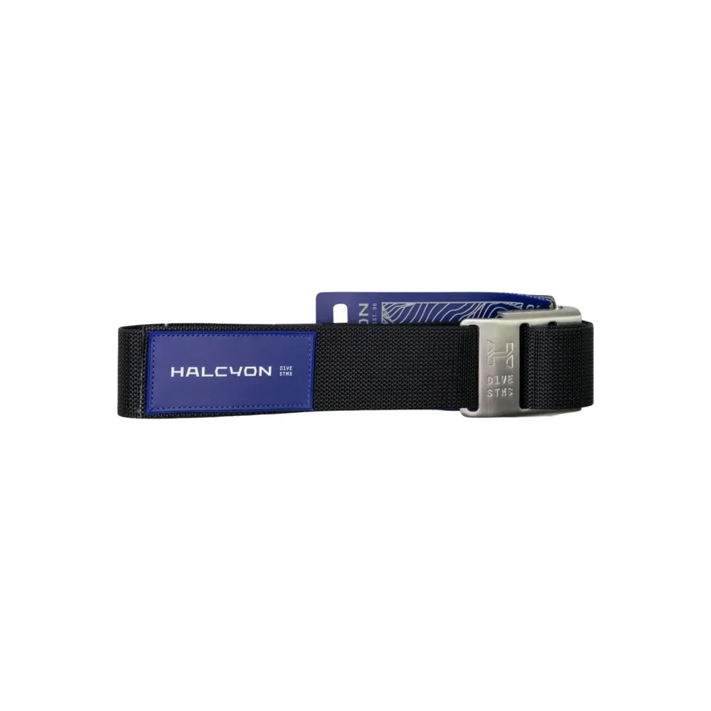 רצועת מכל Halcyon Tank Strap עם אבזם נירוסטה ותג כחול