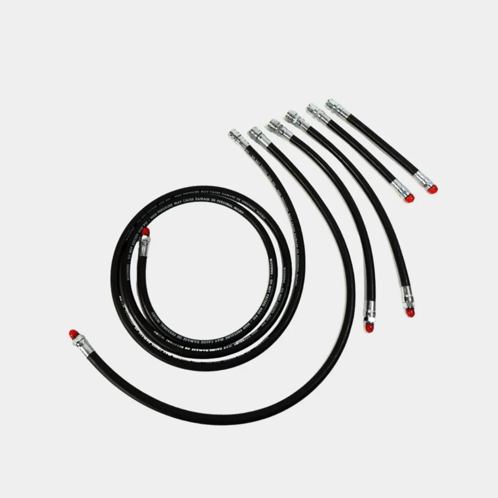ערכת צינורות לסיידמאונט Halcyon Sidemount Hose Kit עם צינורות שחורים וסימונים אדומים על המחברים