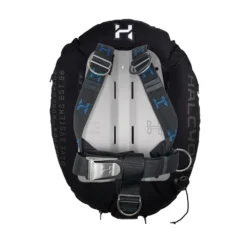 מערכת מאזן כנף Halcyon Standard BC System במבט מאחור עם כנף שחורה, בקפלייט אלומיניום, רתמה ומתאם למכל יחיד