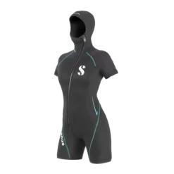 ווסט Definition Vest 6mm לנשים במבט מלפנים, שחור עם עיטורי טורקיז וכובע מחובר