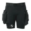 מכנסי Hybrid Cargo Shorts לגברים במבט מלפנים, עם שני כיסי מטען וחגורת מותניים