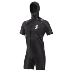 ווסט Hybrid Vest 6mm לגברים במבט מלפנים, עם כובע ורוכסן קדמי